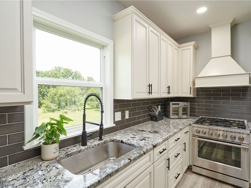 9233 Beatty Street NW, Massillon, OH 44647 Photo 9