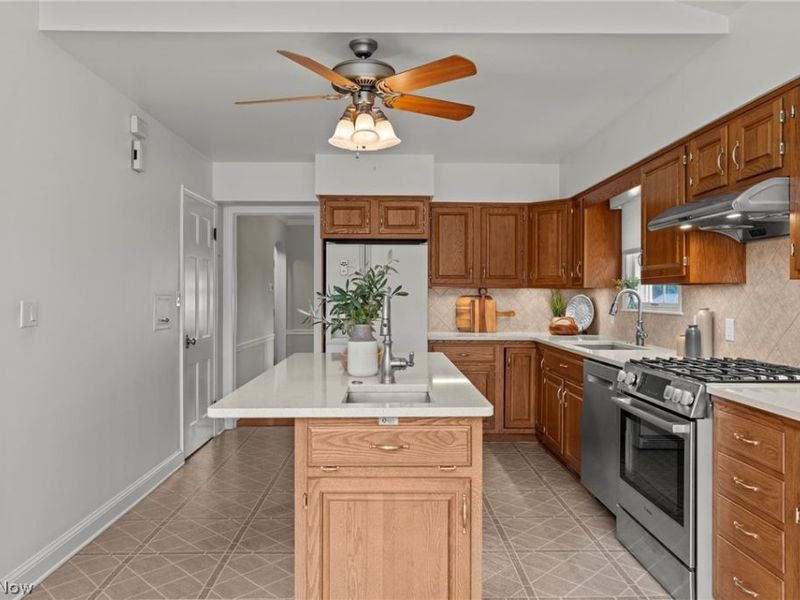 225 Melbourne Avenue, Akron, OH 44313 Photo 19