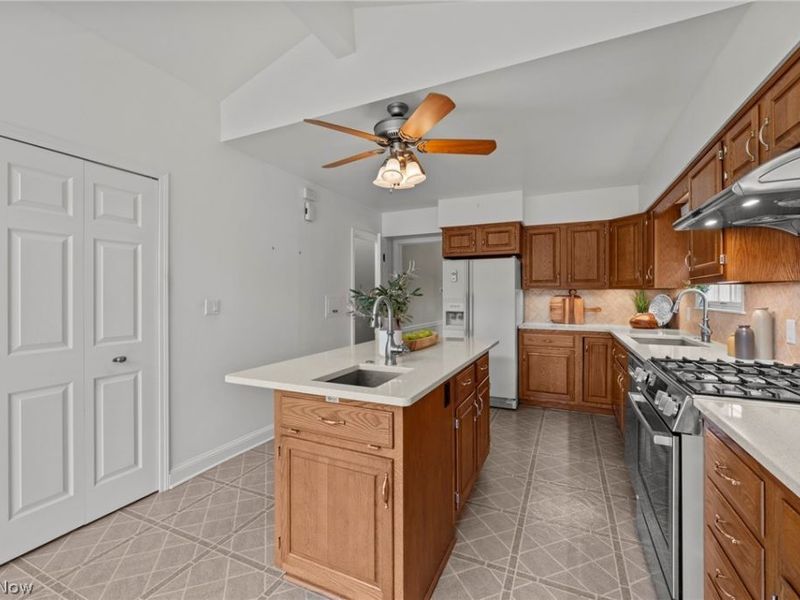 225 Melbourne Avenue, Akron, OH 44313 Photo 23