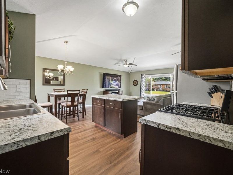 1520 David Avenue , Parma, OH 44134 Photo 8