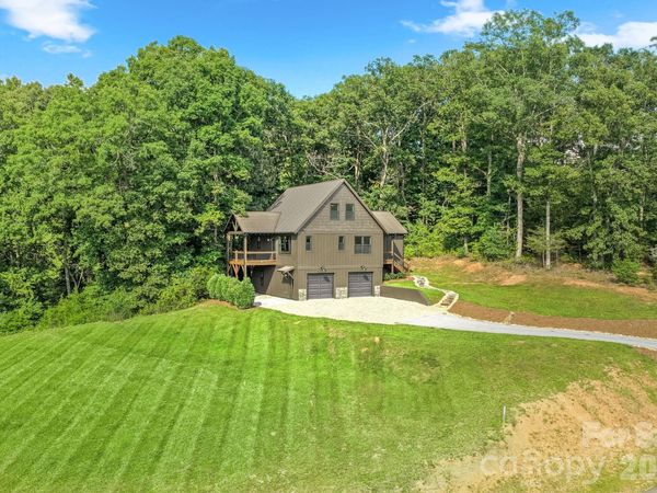 340 Porter Creek Drive , Franklin, NC 28734