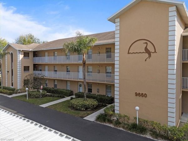 9660 Victoria LN , Unit 206, NAPLES, FL 34109
