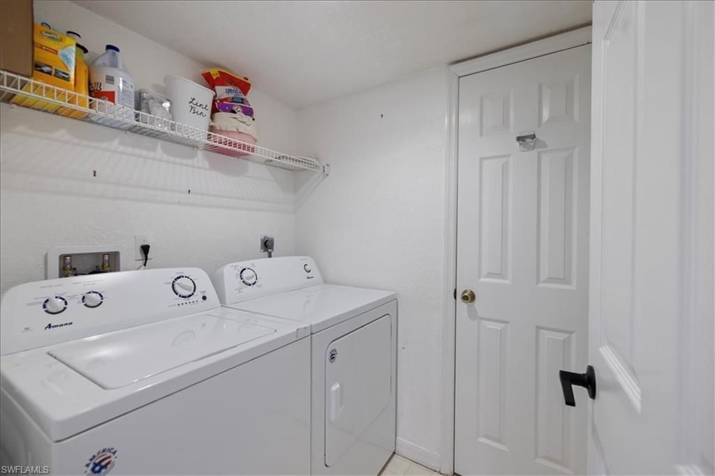 9660 Victoria Ln , Unit 206, Naples, FL 34109 Photo