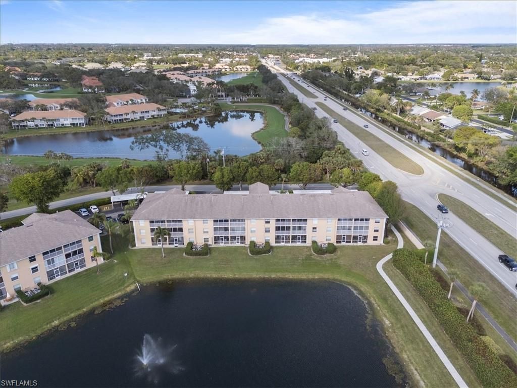 9660 Victoria Ln , Unit 206, Naples, FL 34109 Photo