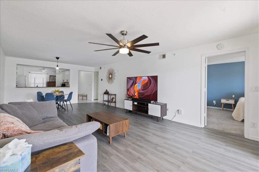 9660 Victoria Ln, Unit 206, Naples, FL 34109 Photo