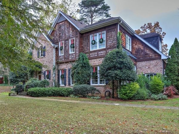 4586 Paper Mill Road , Marietta, GA 30067