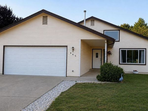 445 Havencrest Court, Klamath Falls, OR 97603
