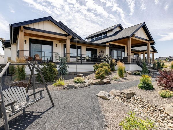 7521 SW Mill Iron Circle, Powell Butte, OR 97753