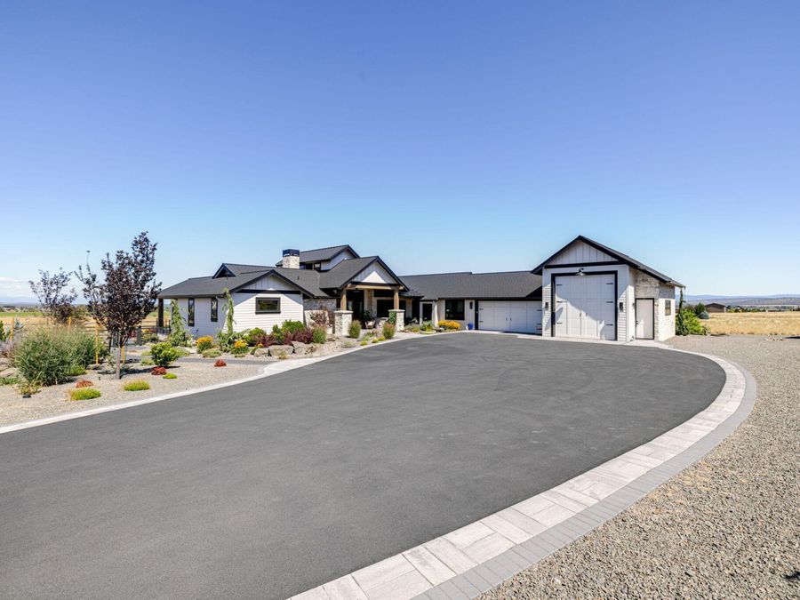 Property Image 82