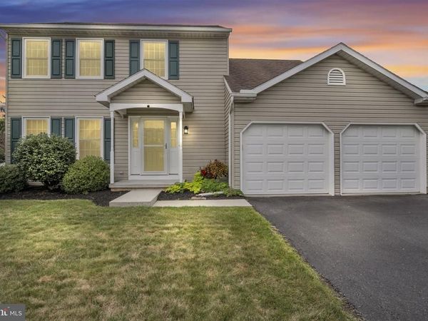 14 BLUE SPRUCE DRIVE , ENOLA, PA 17025