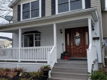 26 Temple Place , East Aurora, NY 14052