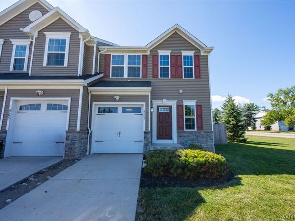 4203 Arthur Court , Hamburg, NY 14075