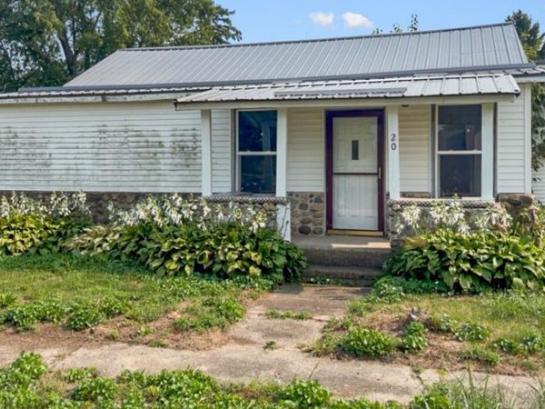 206 E Wabash Street, Wingate, IN 47994