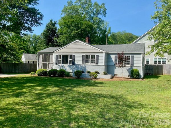 5300 Buckingham Drive , Charlotte, NC 28209