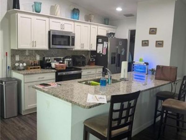 1046 Saturn CT , LABELLE, FL 33945