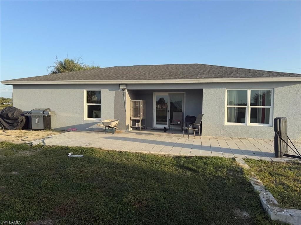 1046 Saturn Ct , Labelle, FL 33945 Photo