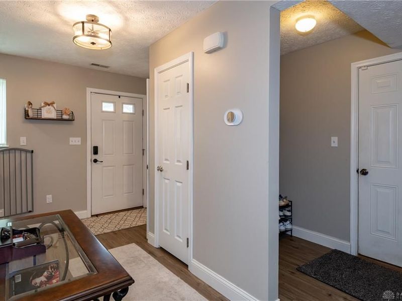1680 Wimbledon Drive, Fairborn, OH 45324 Photo 12