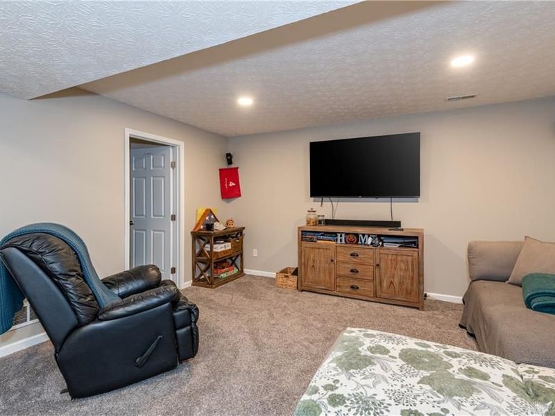 1680 Wimbledon Drive, Fairborn, OH 45324 Photo 27
