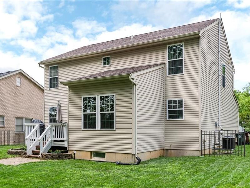 1680 Wimbledon Drive, Fairborn, OH 45324 Photo 35