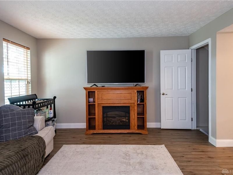1680 Wimbledon Drive, Fairborn, OH 45324 Photo 4