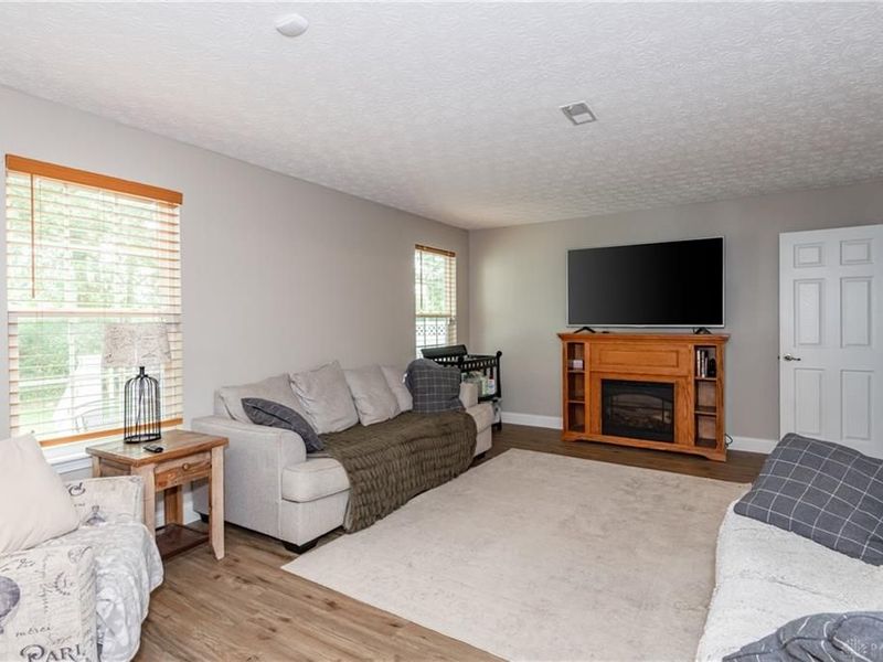 1680 Wimbledon Drive, Fairborn, OH 45324 Photo 5
