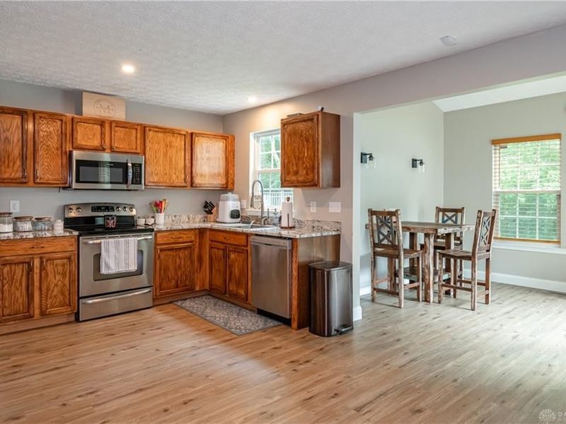 1680 Wimbledon Drive, Fairborn, OH 45324 Photo 9