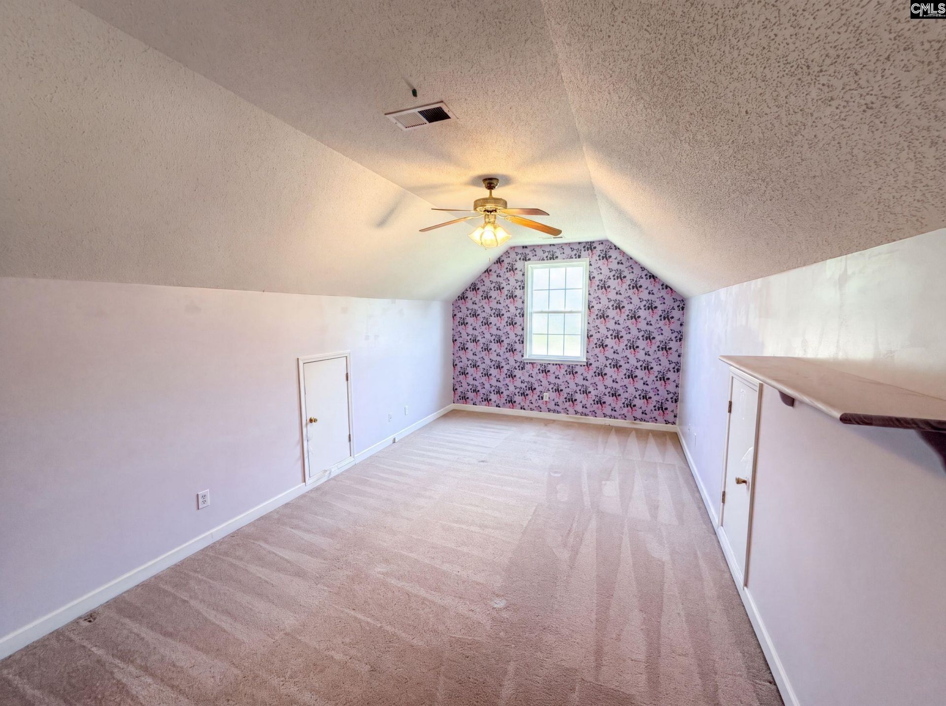 168 Hollow Tree Court Photo 10