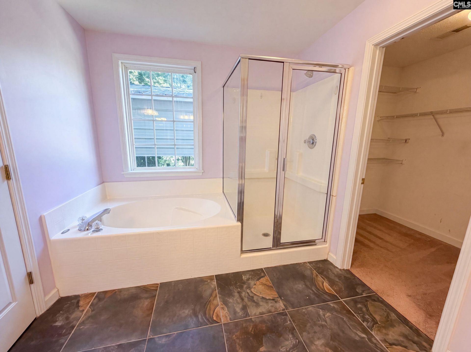 168 Hollow Tree Court Photo 12