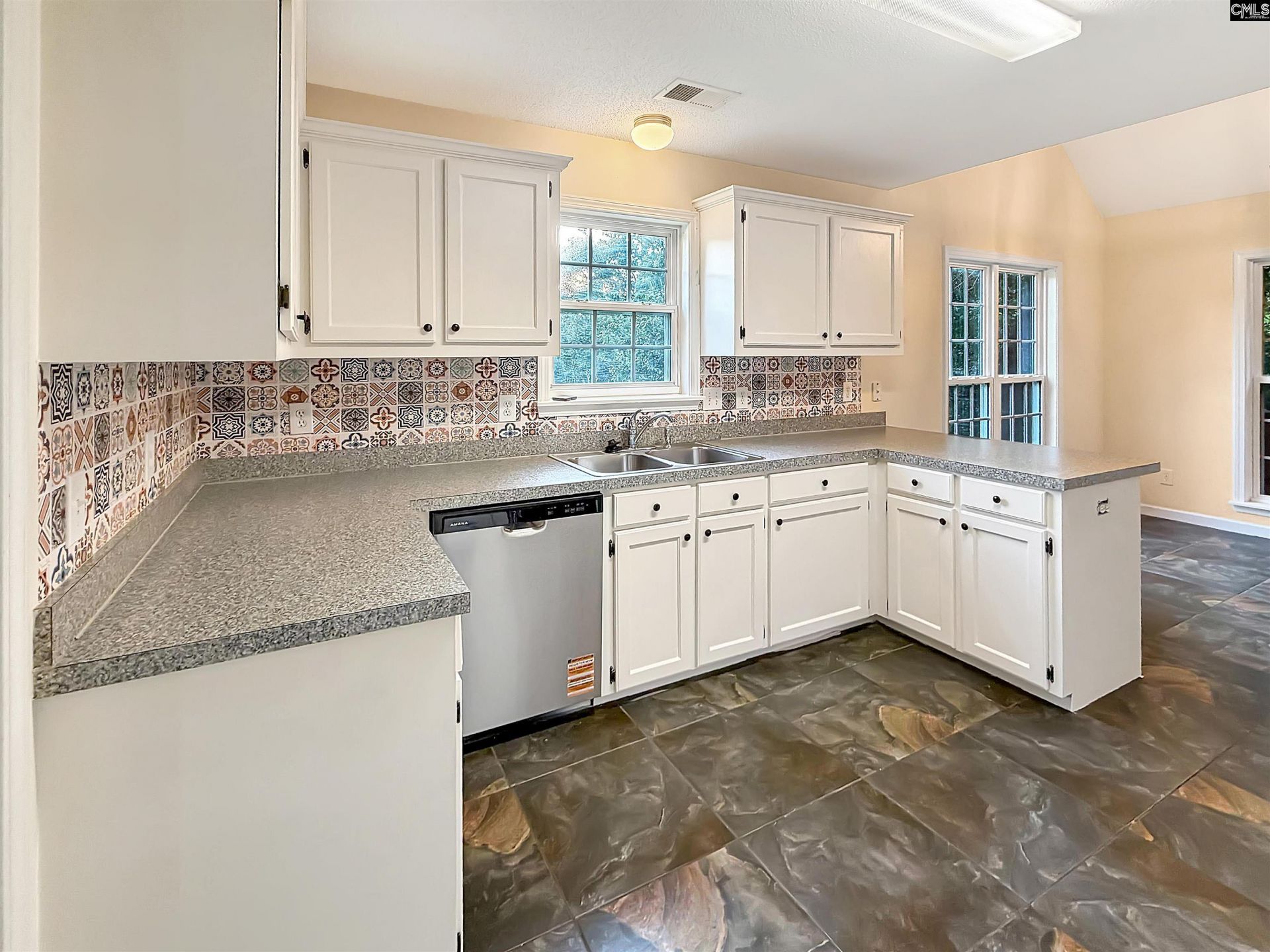168 Hollow Tree Court Photo 20