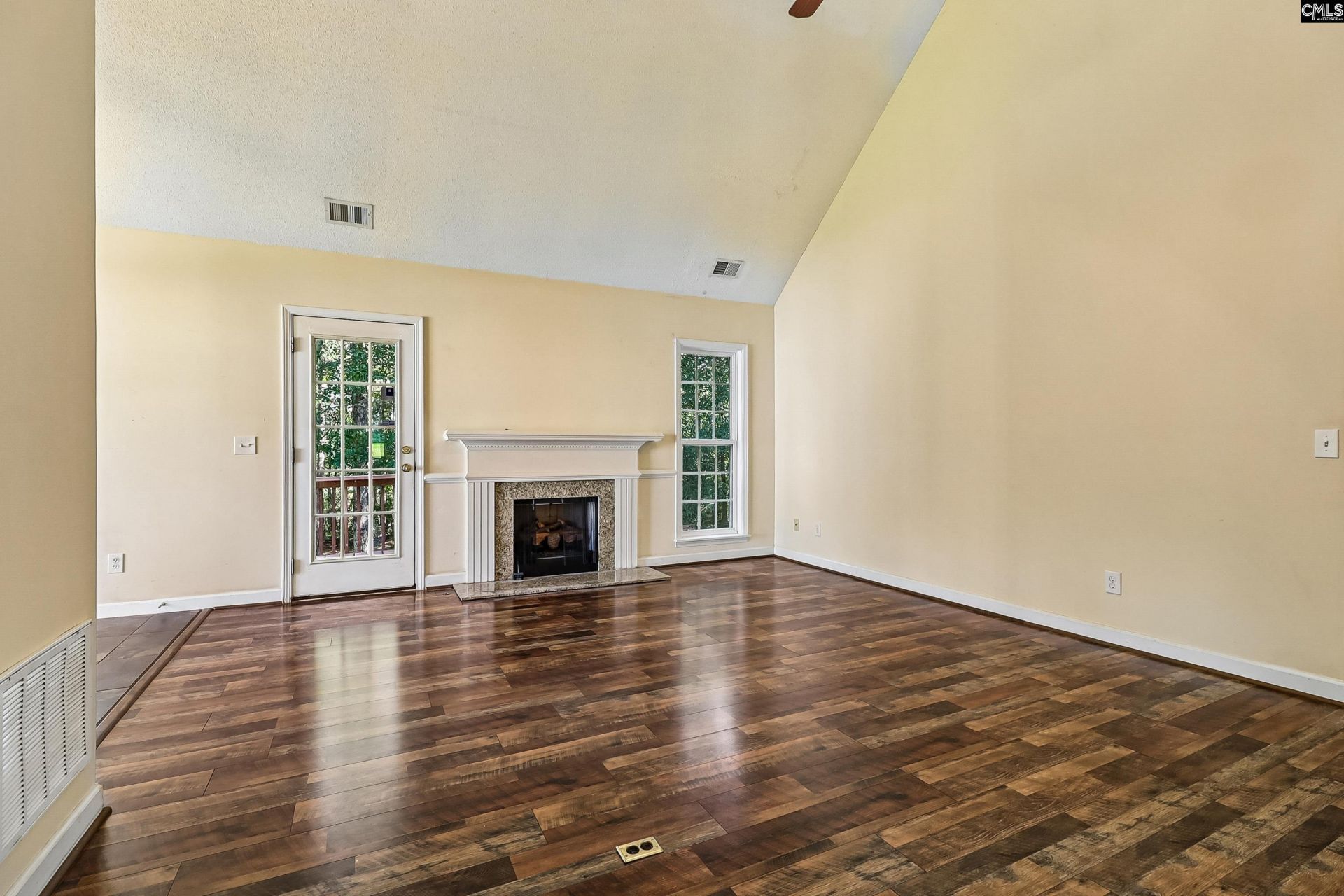 168 Hollow Tree Court Photo 28