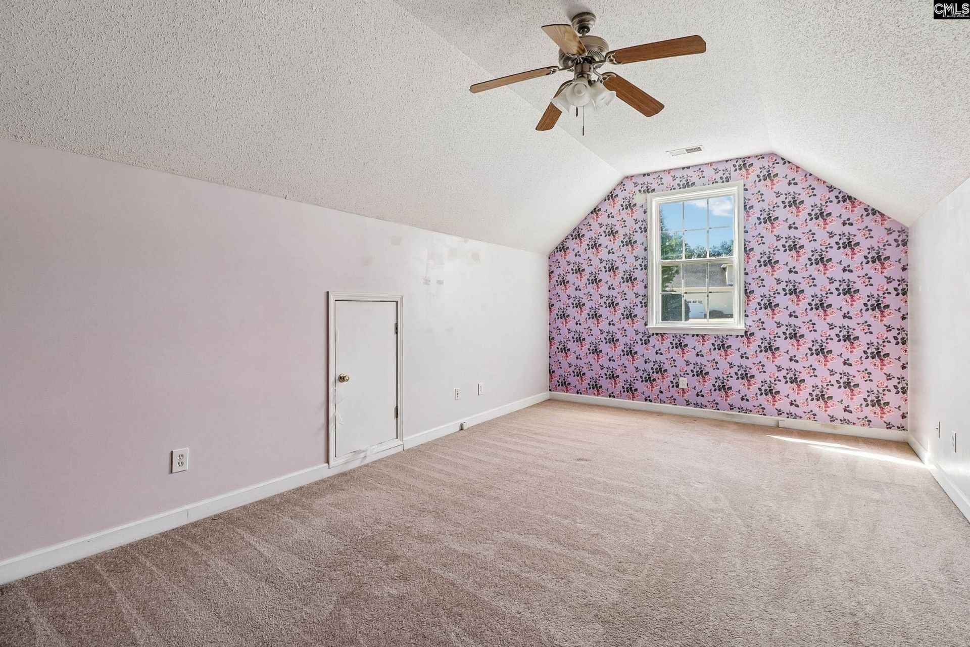 168 Hollow Tree Court Photo 35