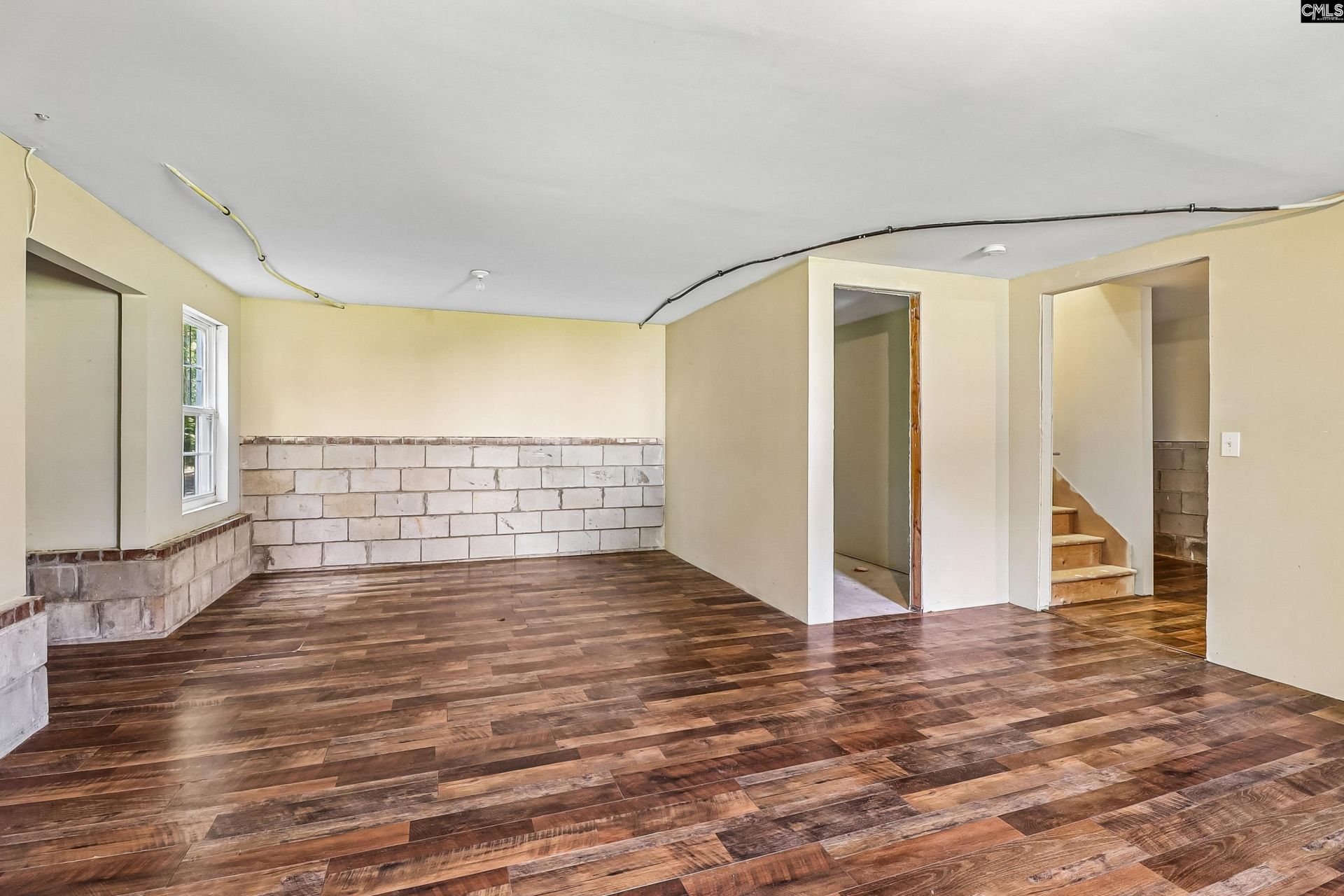 168 Hollow Tree Court Photo 38