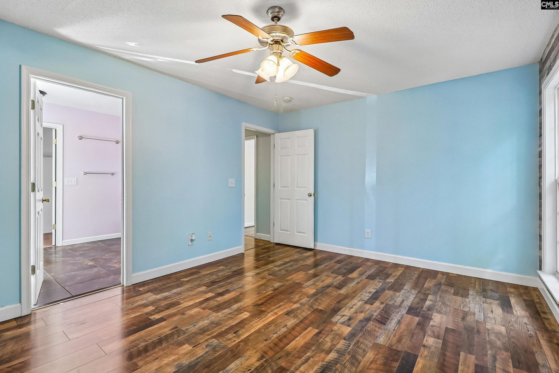 168 Hollow Tree Court Photo 43