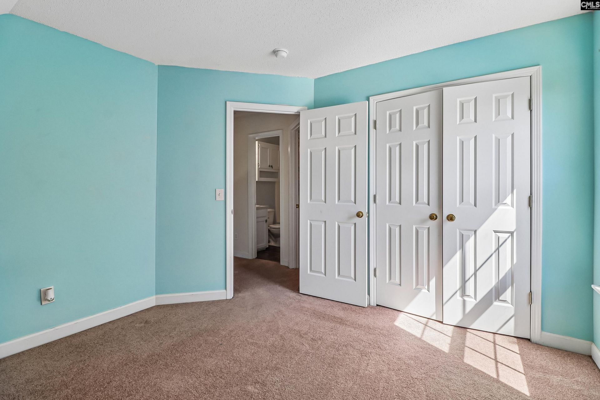168 Hollow Tree Court Photo 47
