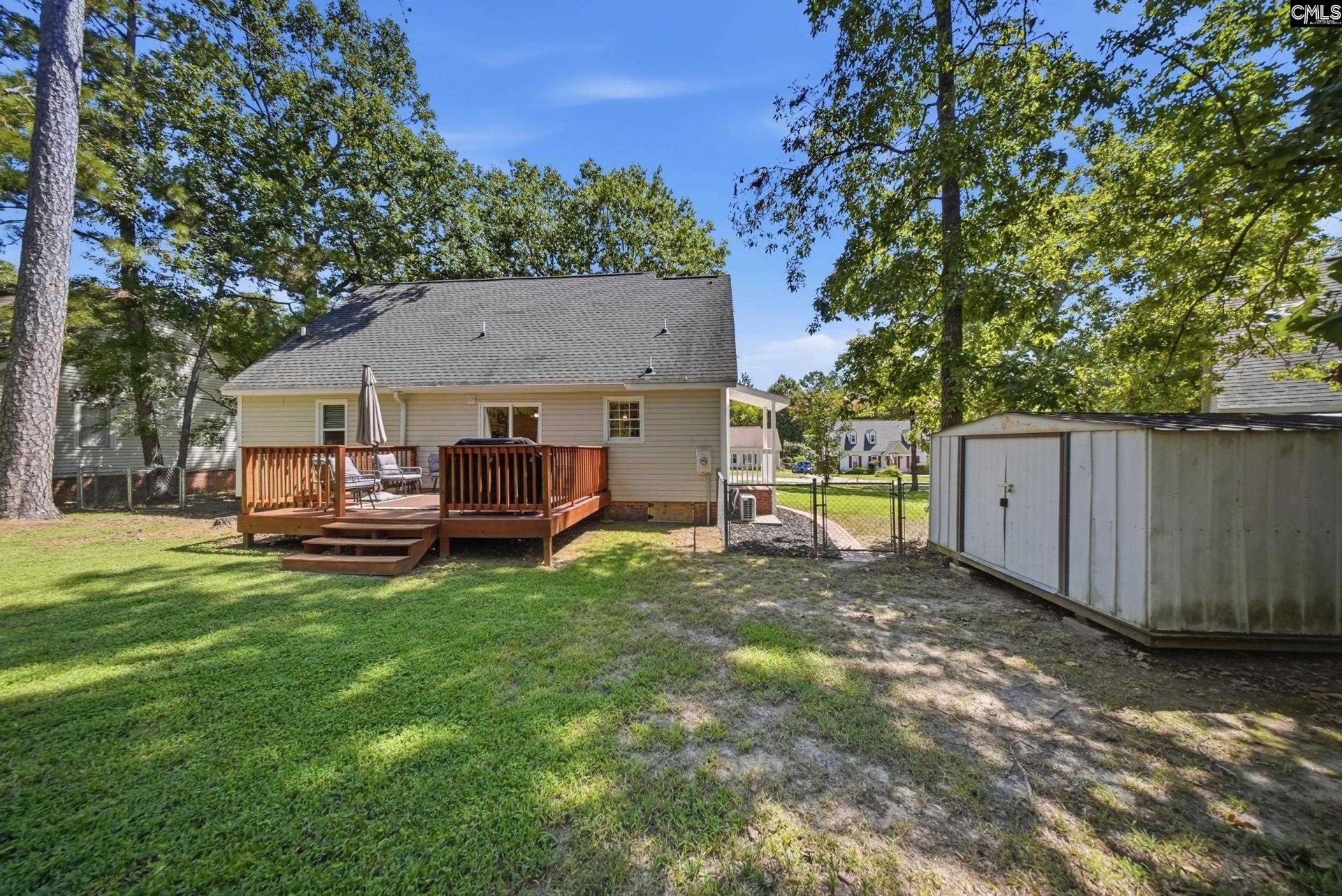 405 London Pride Road  Photo 26