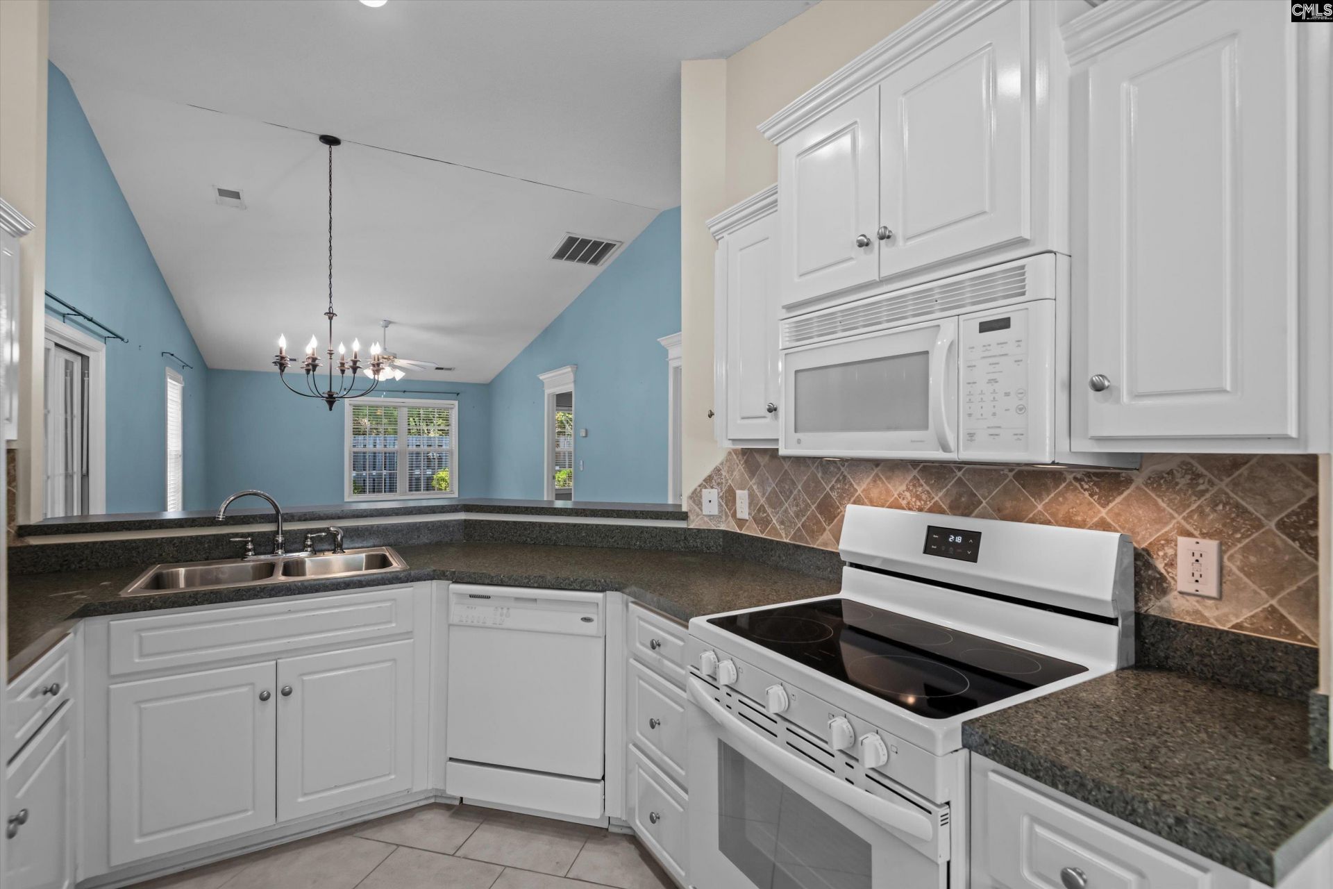 106 Park Meadow Drive Photo 10