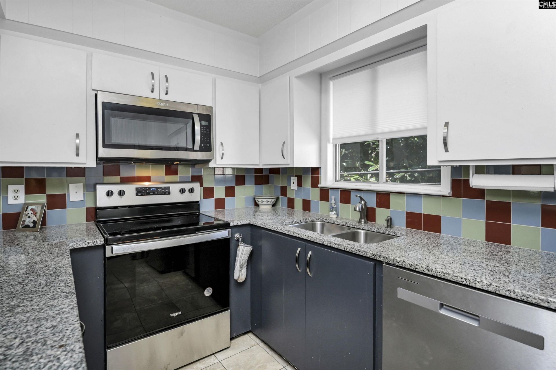 529 King Street Photo 10