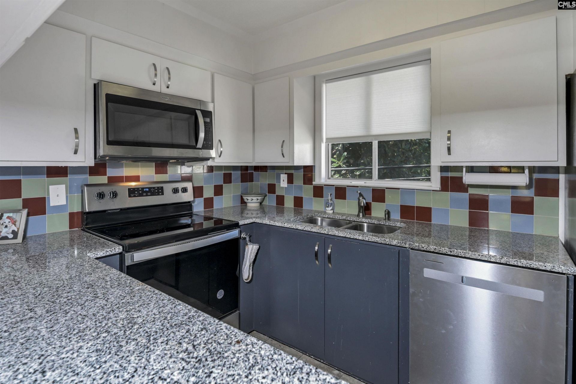 529 King Street Photo 12