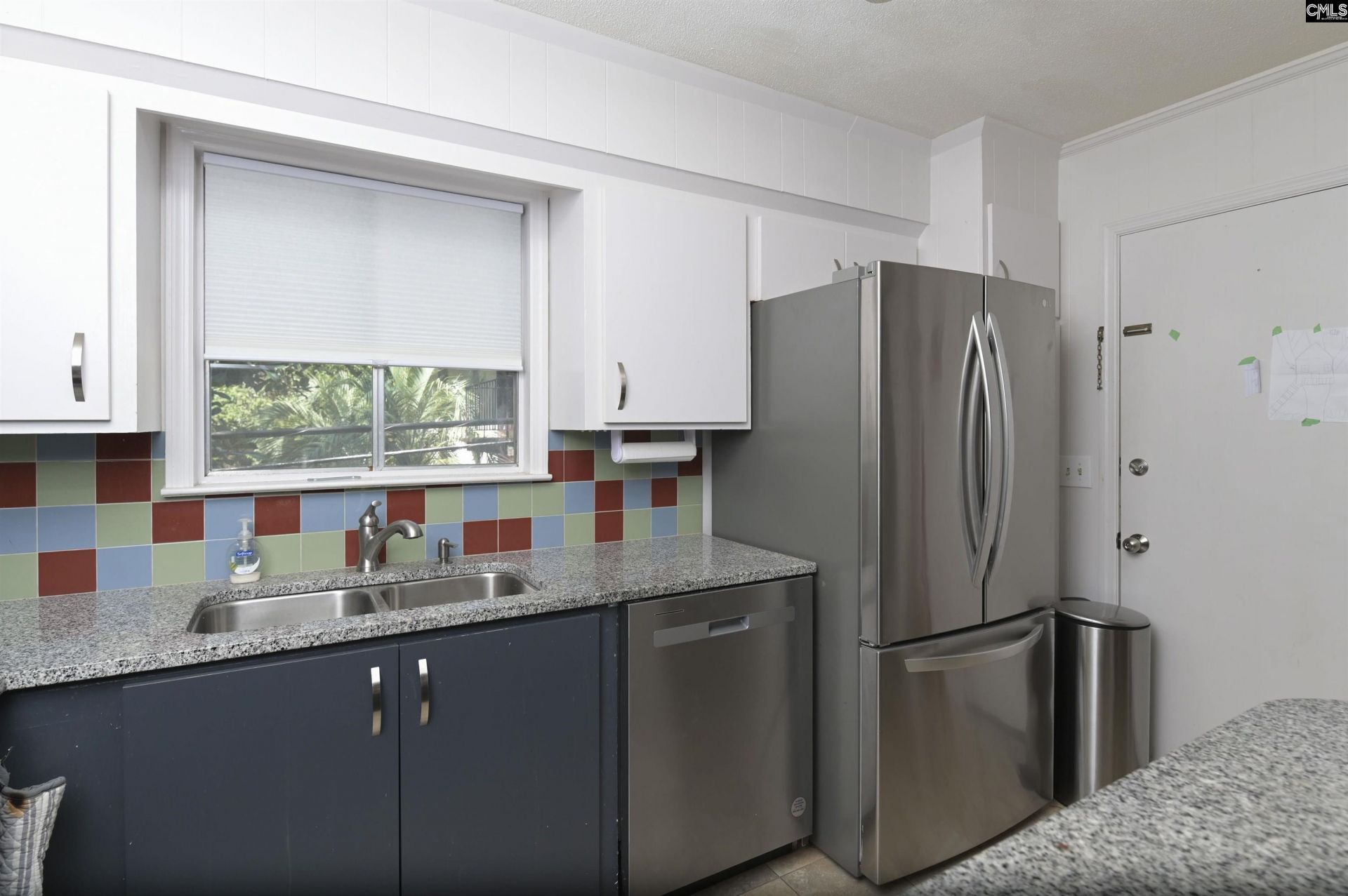 529 King Street Photo 14
