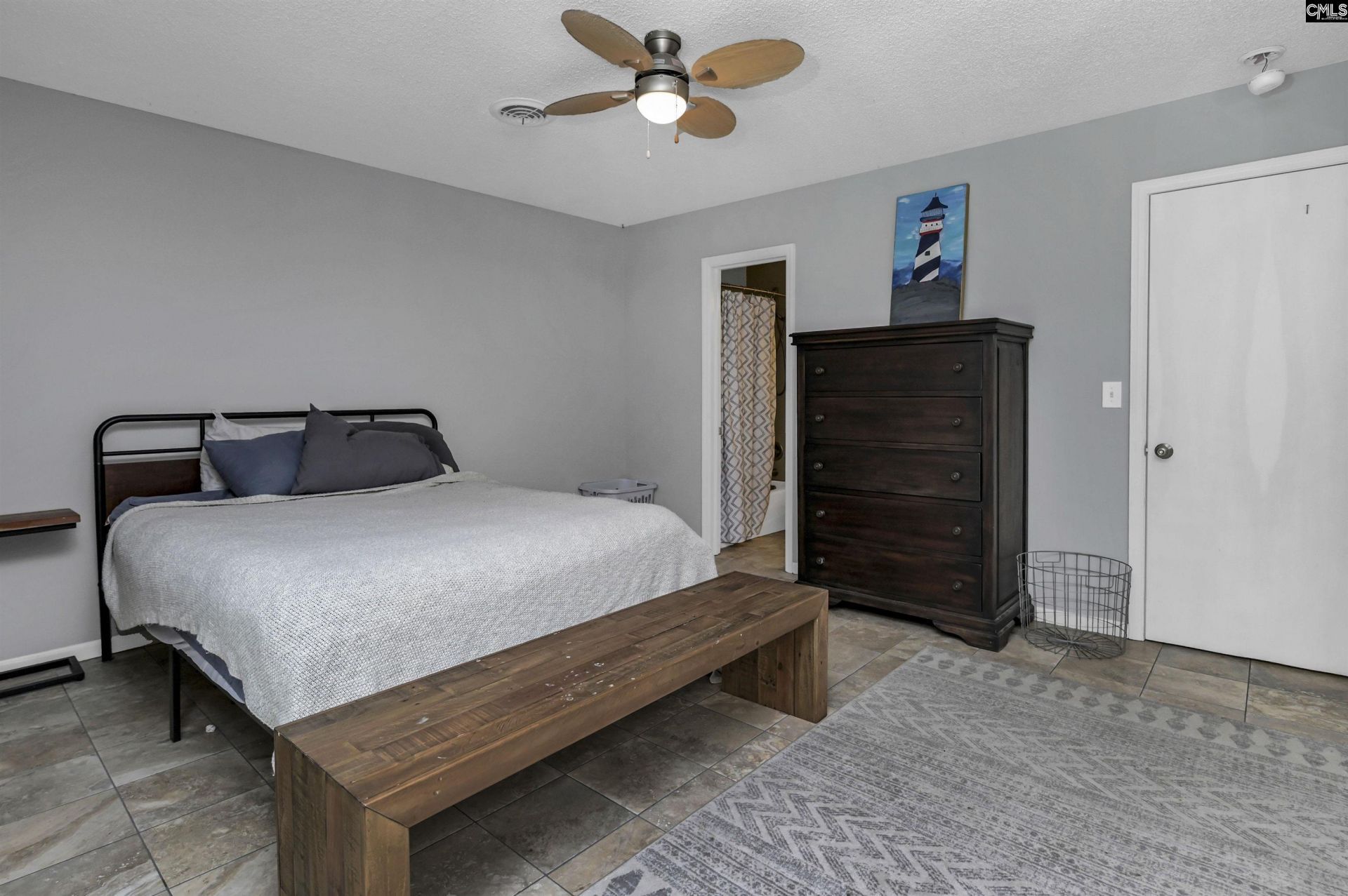 529 King Street Photo 21