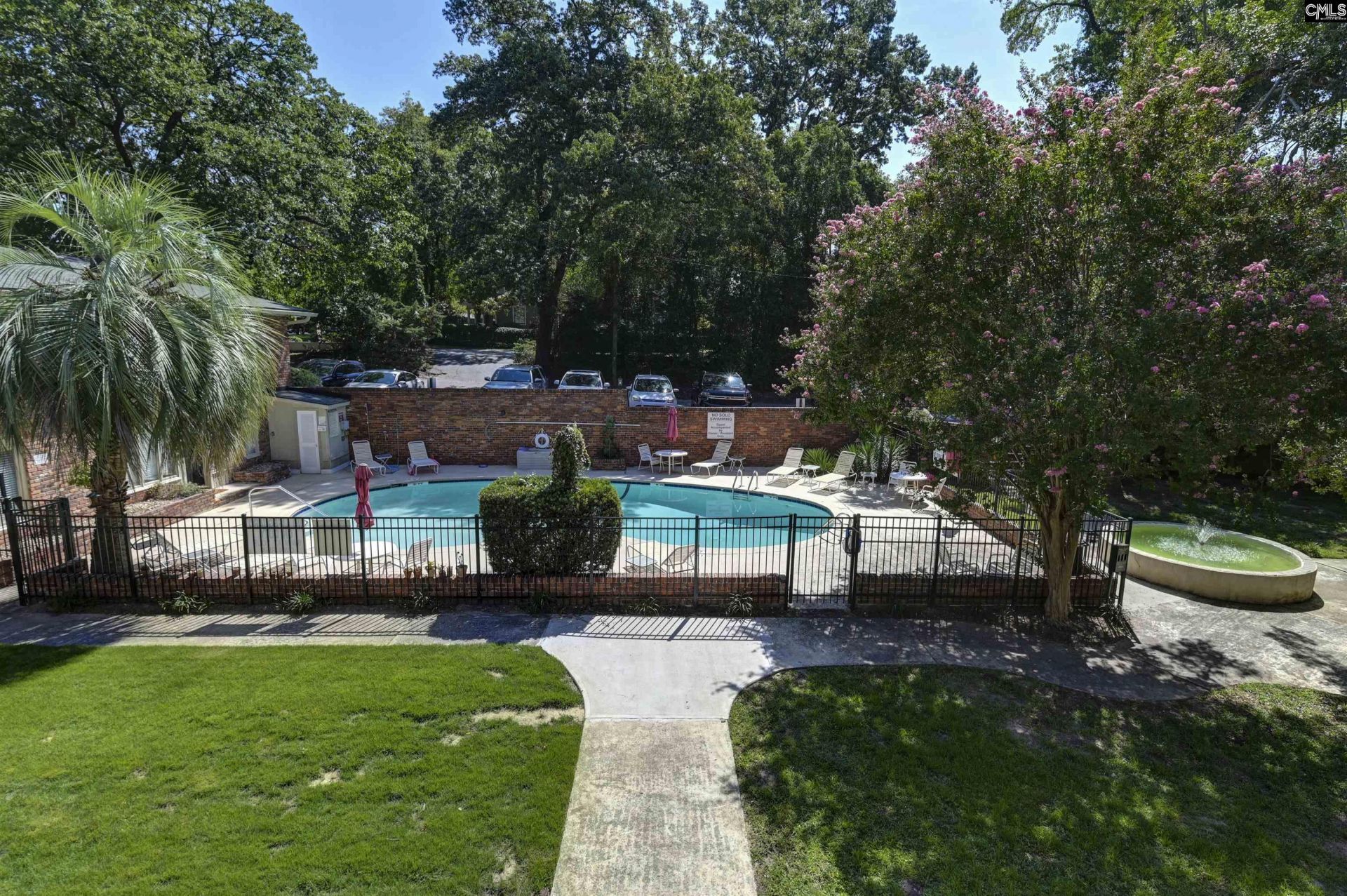 529 King Street Photo 26