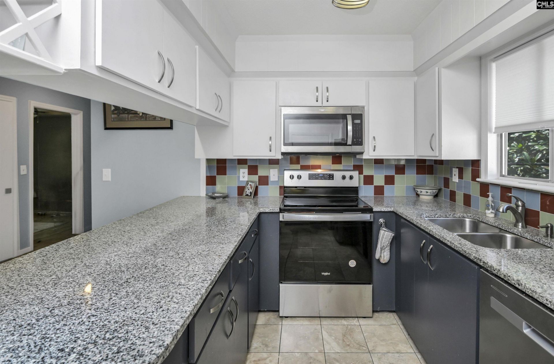 529 King Street Photo 9