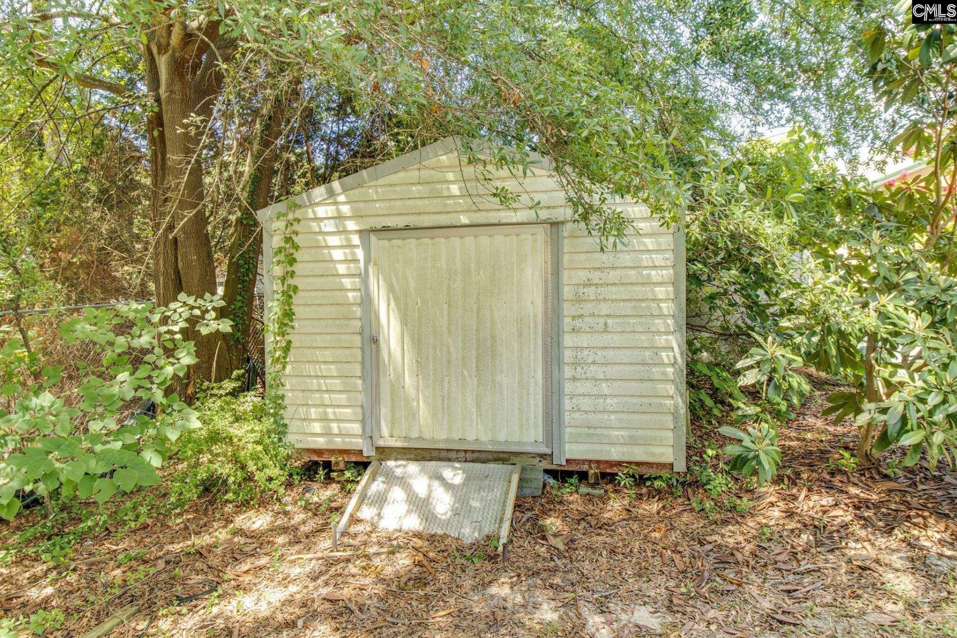 3221 Pheasant Court  Photo 10