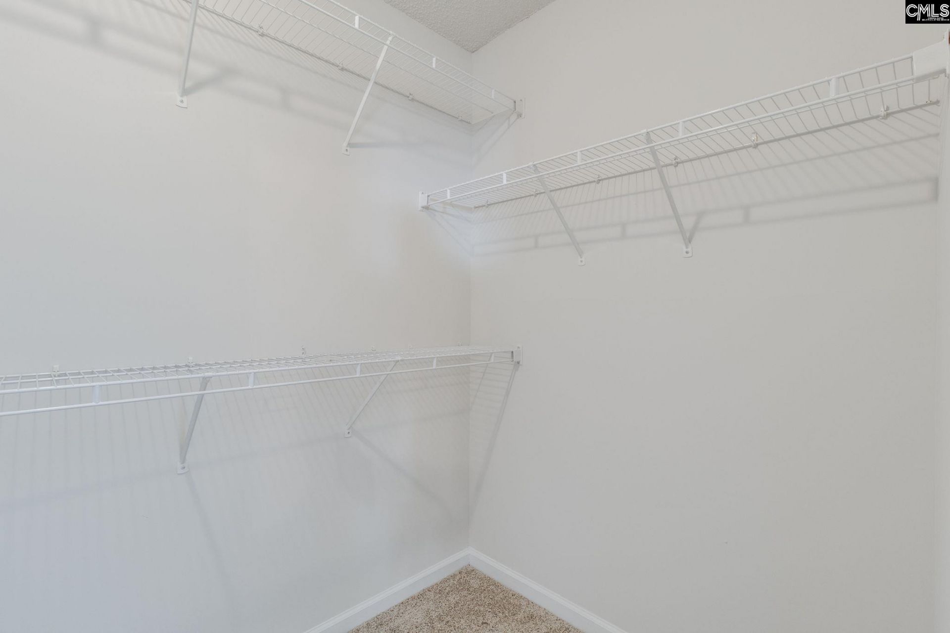 3221 Pheasant Court  Photo 17