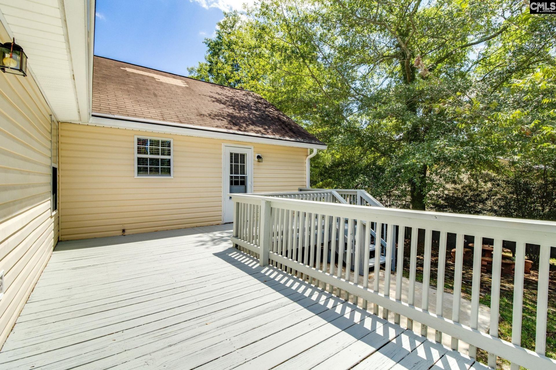 3221 Pheasant Court  Photo 7