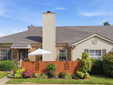 577 Goldon Trophy Trail, Lexington, KY 40514