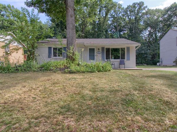 6287 Baldwin Circle, Green Oak Township, Mi 48116