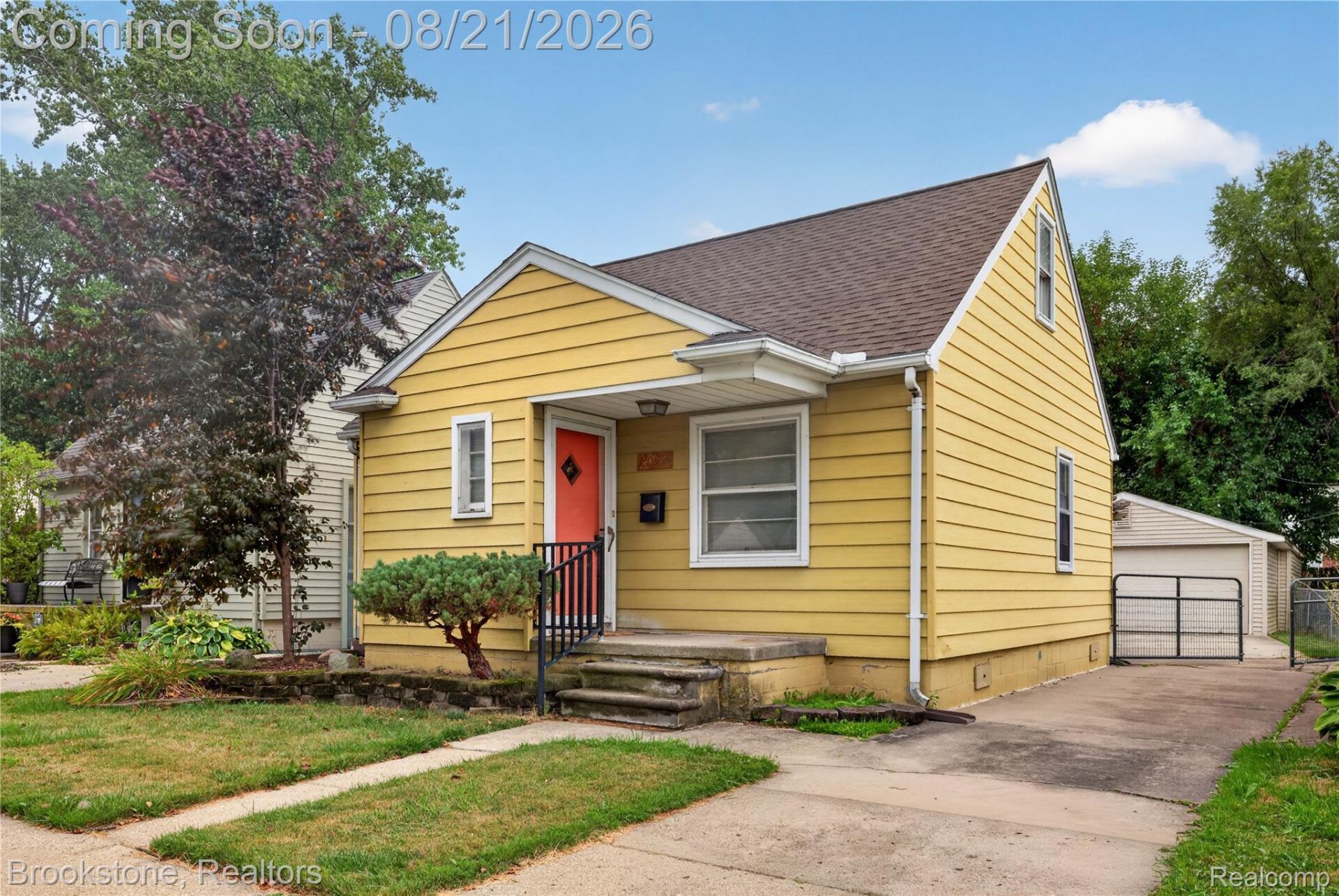20864 Hollywood Street, Harper Woods, Mi 48225 Main Photo
