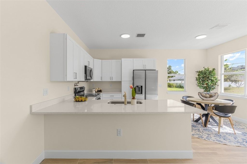8526 102nd Court, Vero Beach, FL 32967 Photo