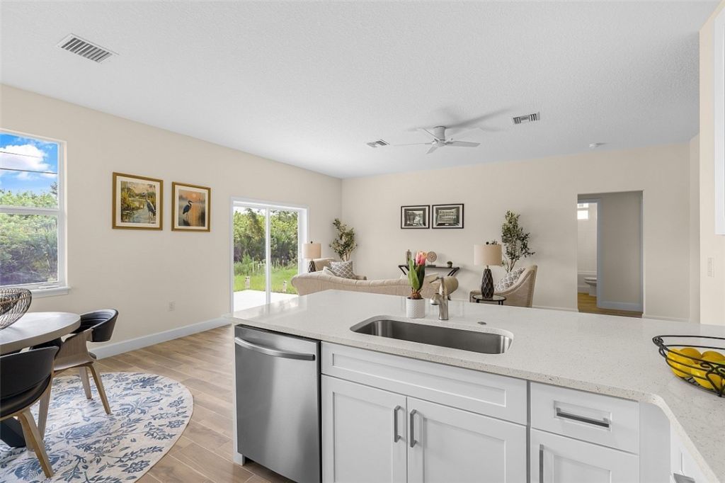 8526 102nd Court, Vero Beach, FL 32967 Photo